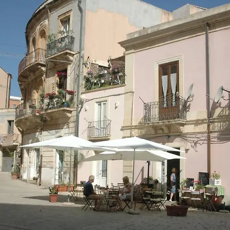 Feel Ortigia 1 Apartment *
