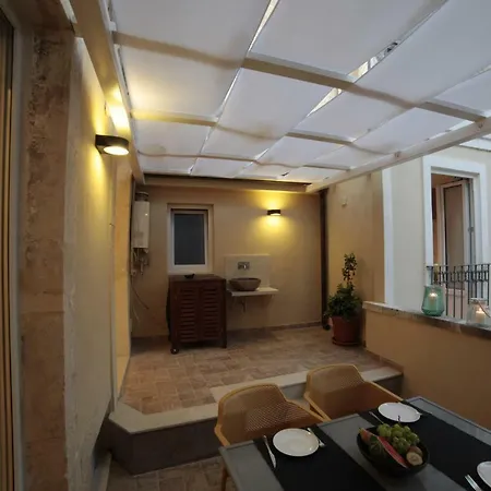 Feel Ortigia 1 Apartment *